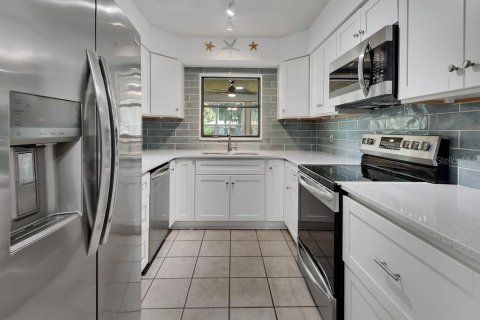 Casa en venta en De Leon Springs, Florida, 3 dormitorios, 157.47 m2 № 2157326 - foto 14