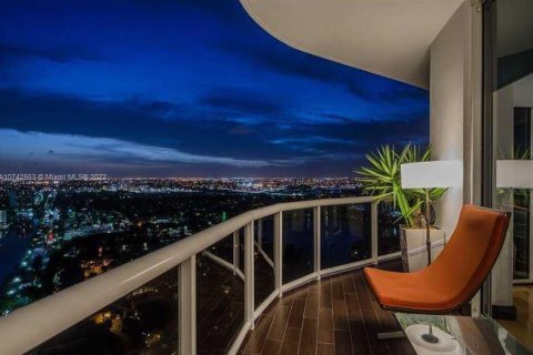 Condo in Aventura, Florida, 5 bedrooms  № 1949543 - photo 17