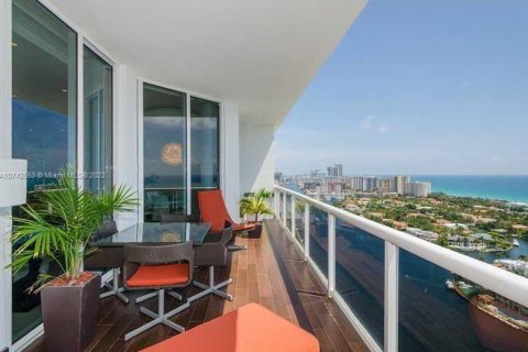 Condo in Aventura, Florida, 5 bedrooms  № 1949543 - photo 5