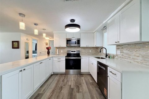 Casa en venta en Hudson, Florida, 2 dormitorios, 153.94 m2 № 2116761 - foto 10