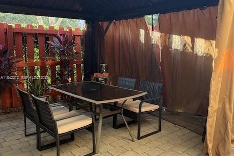 Touwnhouse à vendre à Miami, Floride: 3 chambres № 1982020 - photo 26