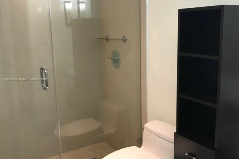 Condominio en venta en Miami Beach, Florida, 51.1 m2 № 1845925 - foto 10