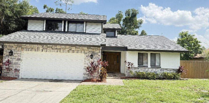 Villa ou maison à Oviedo, Floride 4 chambres, 194.35 m2 № 1788223