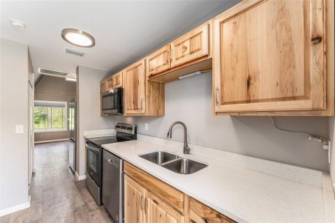 House in Archer, Florida 2 bedrooms, 99.59 sq.m. № 1650082 - photo 21