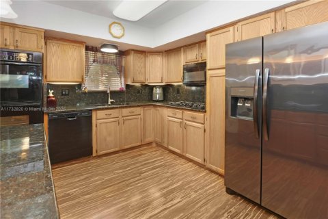 Casa en venta en Hollywood, Florida, 3 dormitorios, 161.28 m2 № 1812067 - foto 8