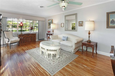 Casa en venta en Hollywood, Florida, 3 dormitorios, 161.28 m2 № 1812067 - foto 15