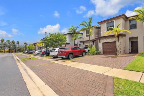 Adosado en venta en Homestead, Florida, 3 dormitorios, 164.62 m2 № 1960170 - foto 30