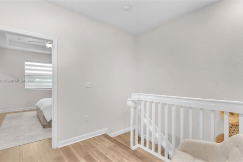 Adosado en venta en Homestead, Florida, 3 dormitorios, 164.62 m2 № 1960170 - foto 14