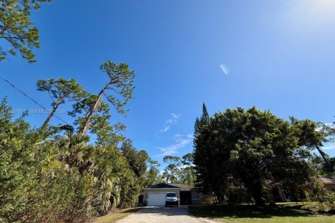 House in Naples, Florida 3 bedrooms, 181.72 sq.m. № 2011585 - photo 3