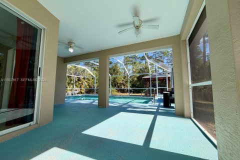 House in Naples, Florida 3 bedrooms, 181.72 sq.m. № 2011585 - photo 28