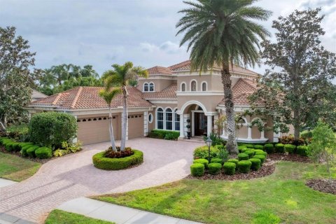 House in Lakewood Ranch, Florida 4 bedrooms, 396.97 sq.m. № 1624816 - photo 6