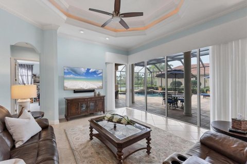 House in Lakewood Ranch, Florida 4 bedrooms, 396.97 sq.m. № 1624816 - photo 25