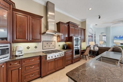 House in Lakewood Ranch, Florida 4 bedrooms, 396.97 sq.m. № 1624816 - photo 19