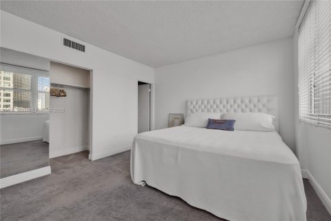 Купить кондоминиум в Майами, Флорида 2 спальни, 91.97м2, № 2001788 - фото 17