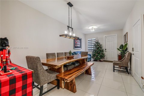 Купить таунхаус в Майами, Флорида 3 спальни, 154.22м2, № 2005264 - фото 7