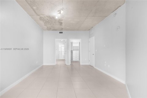 Copropriété à louer à Miami, Floride: 1 chambre, 79.99 m2 № 2051547 - photo 13