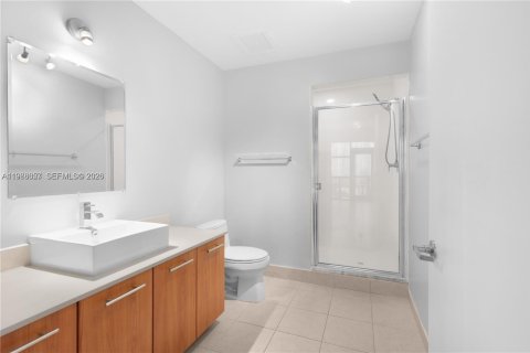 Copropriété à louer à Miami, Floride: 1 chambre, 79.99 m2 № 2051547 - photo 5