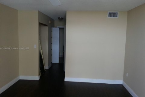 Condominio en venta en Aventura, Florida, 1 dormitorio, 81.1 m2 № 1962101 - foto 16