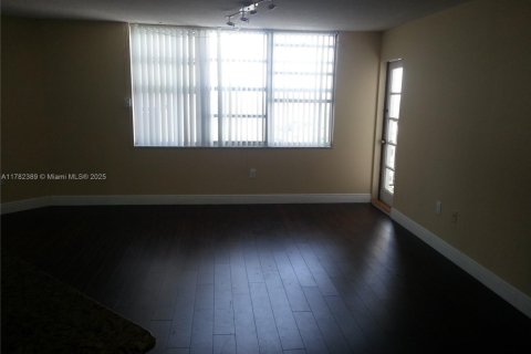 Condominio en venta en Aventura, Florida, 1 dormitorio, 81.1 m2 № 1962101 - foto 6