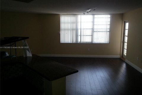 Condominio en venta en Aventura, Florida, 1 dormitorio, 81.1 m2 № 1962101 - foto 5
