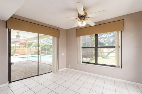 House in Clearwater, Florida 3 bedrooms, 178.09 sq.m. № 2200489 - photo 11