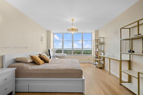 Copropriété à vendre à Hallandale Beach, Floride: 2 chambres, 130.06 m2 № 2001249 - photo 9