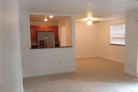 Copropriété à vendre à Orlando, Floride: 2 chambres, 109.9 m2 № 2102884 - photo 2