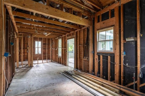 Casa en venta en Tampa, Florida, 2 dormitorios, 90.3 m2 № 1833097 - foto 15