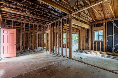 Casa en venta en Tampa, Florida, 2 dormitorios, 90.3 m2 № 1833097 - foto 3
