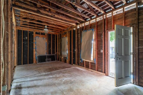 Casa en venta en Tampa, Florida, 2 dormitorios, 90.3 m2 № 1833097 - foto 17