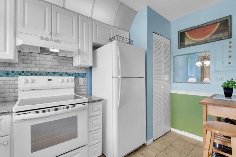 Copropriété à vendre à Naples, Floride: 2 chambres, 89.65 m2 № 1264539 - photo 9
