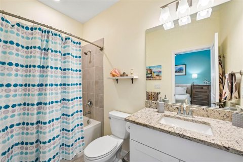 House in Port Charlotte, Florida 3 bedrooms, 169.27 sq.m. № 2396363 - photo 22