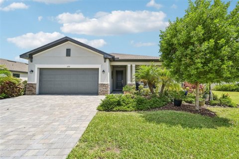 House in Port Charlotte, Florida 3 bedrooms, 169.27 sq.m. № 2396363 - photo 29