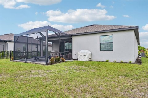 House in Port Charlotte, Florida 3 bedrooms, 169.27 sq.m. № 2396363 - photo 27