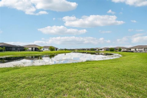 House in Port Charlotte, Florida 3 bedrooms, 169.27 sq.m. № 2396363 - photo 28