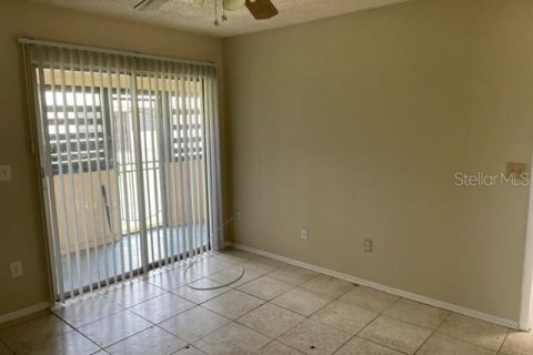 Touwnhouse à louer à Orlando, Floride: 2 chambres, 80.64 m2 № 2284708 - photo 7