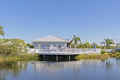 Copropriété à vendre à Bradenton, Floride: 2 chambres, 110.09 m2 № 2418423 - photo 28