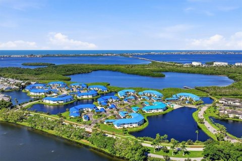 Copropriété à vendre à Bradenton, Floride: 2 chambres, 110.09 m2 № 2418423 - photo 21