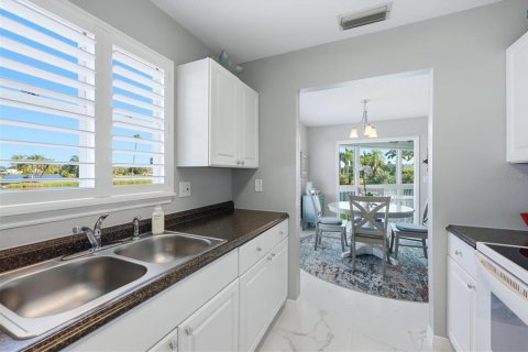 Copropriété à vendre à Bradenton, Floride: 2 chambres, 110.09 m2 № 2418423 - photo 14