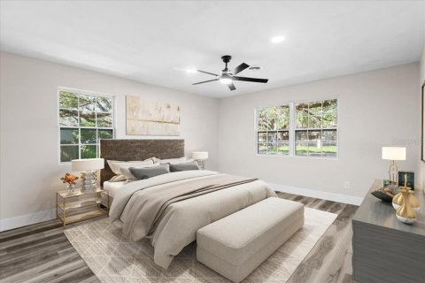 House in Ocala, Florida 6 bedrooms, 407.93 sq.m. № 1416618 - photo 16