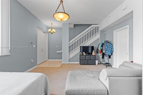 Townhouse in Hollywood, Florida 3 bedrooms, 211.07 sq.m. № 2058594 - photo 9