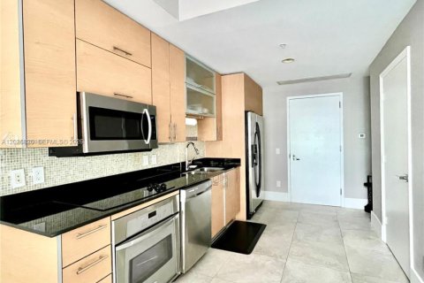 Copropriété à louer à Miami, Floride: 1 chambre, 82.22 m2 № 2146094 - photo 6