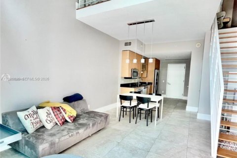 Copropriété à louer à Miami, Floride: 1 chambre, 82.22 m2 № 2146094 - photo 3