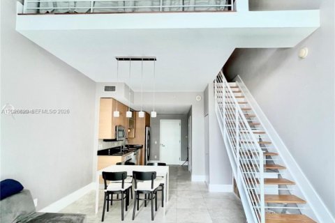 Copropriété à louer à Miami, Floride: 1 chambre, 82.22 m2 № 2146094 - photo 10