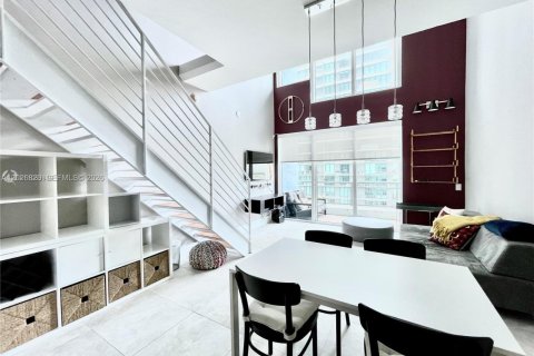 Condo à Miami, Floride, 1 chambre  № 2146094