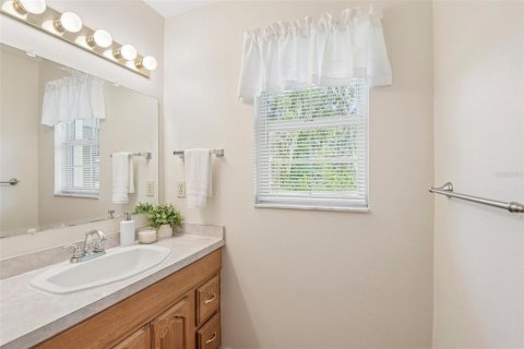 House in Bushnell, Florida 3 bedrooms, 124.86 sq.m. № 2388809 - photo 17