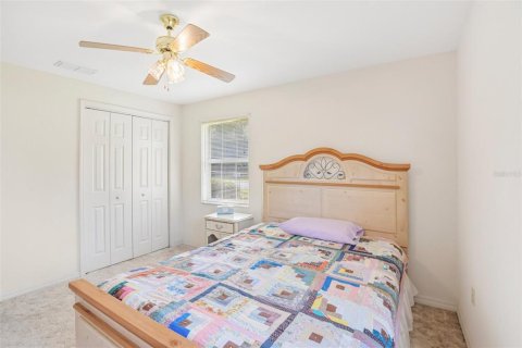 House in Bushnell, Florida 3 bedrooms, 124.86 sq.m. № 2388809 - photo 21