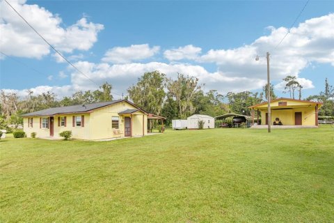 House in Bushnell, Florida 3 bedrooms, 124.86 sq.m. № 2388809 - photo 3