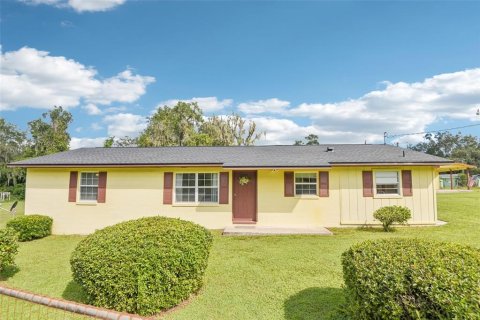 House in Bushnell, Florida 3 bedrooms, 124.86 sq.m. № 2388809 - photo 2