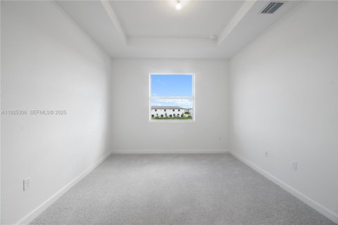 Снять в аренду таунхаус в Хомстед, Флорида 4 спальни, 169.83м2, № 1987238 - фото 21